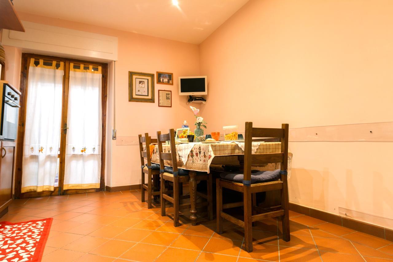 La Bella Casa Del Cuoco Hotel Campi Bisenzio Eksteriør billede