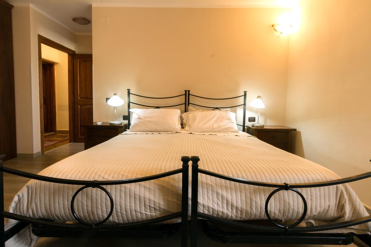 La Bella Casa Del Cuoco Hotel Campi Bisenzio Eksteriør billede