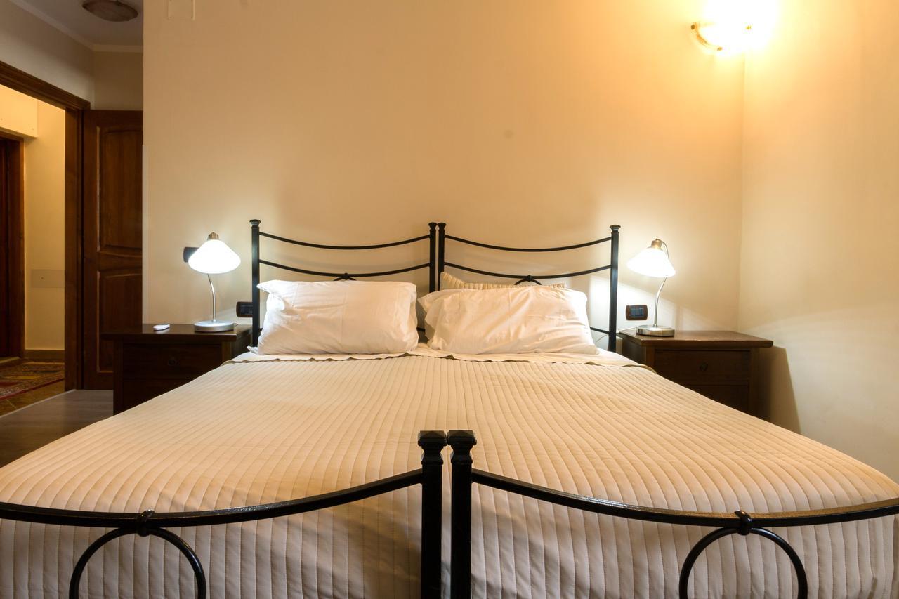 La Bella Casa Del Cuoco Hotel Campi Bisenzio Eksteriør billede